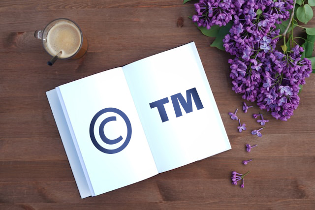 difference between copyright and trademark